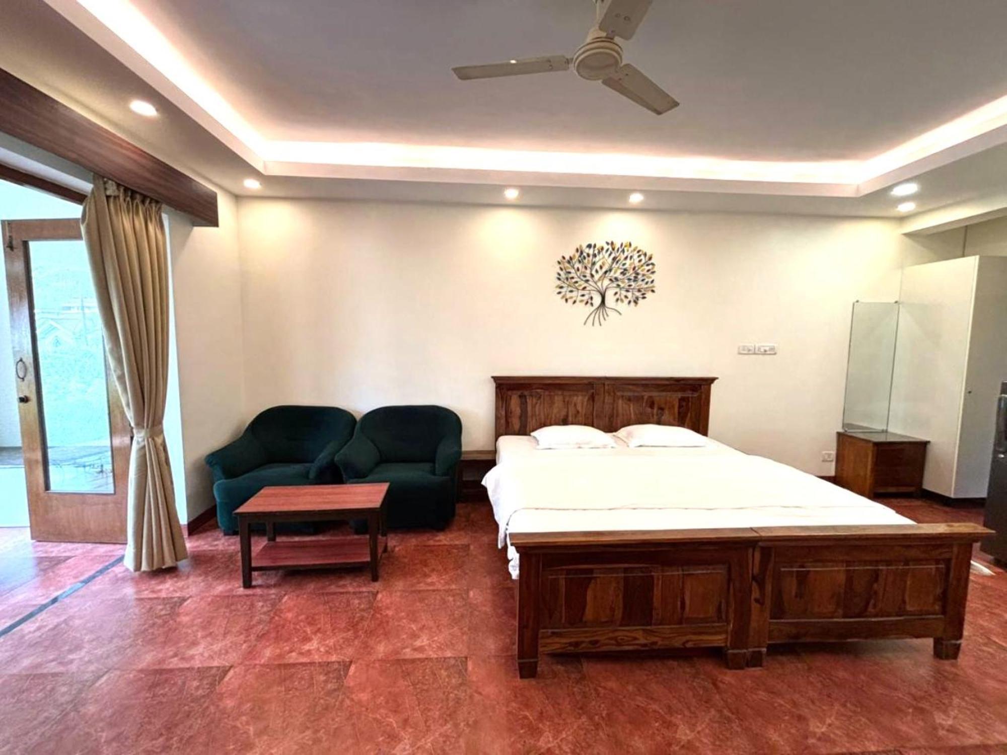 Riviera Sapphire Villa Siolim Buitenkant foto